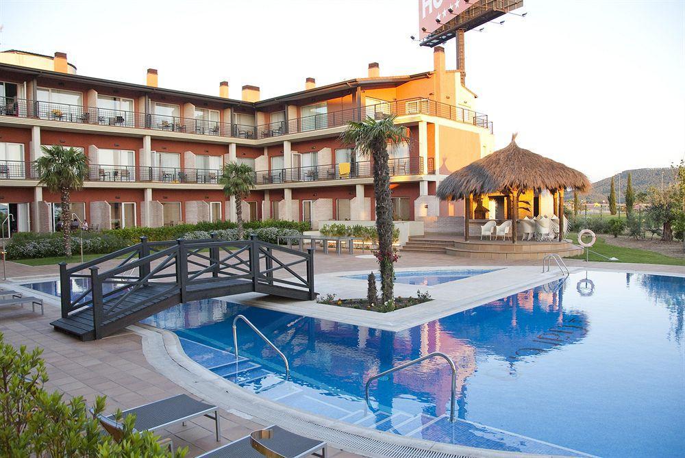Hotel Isla De La Garena Alcalá de Henares Exteriér fotografie