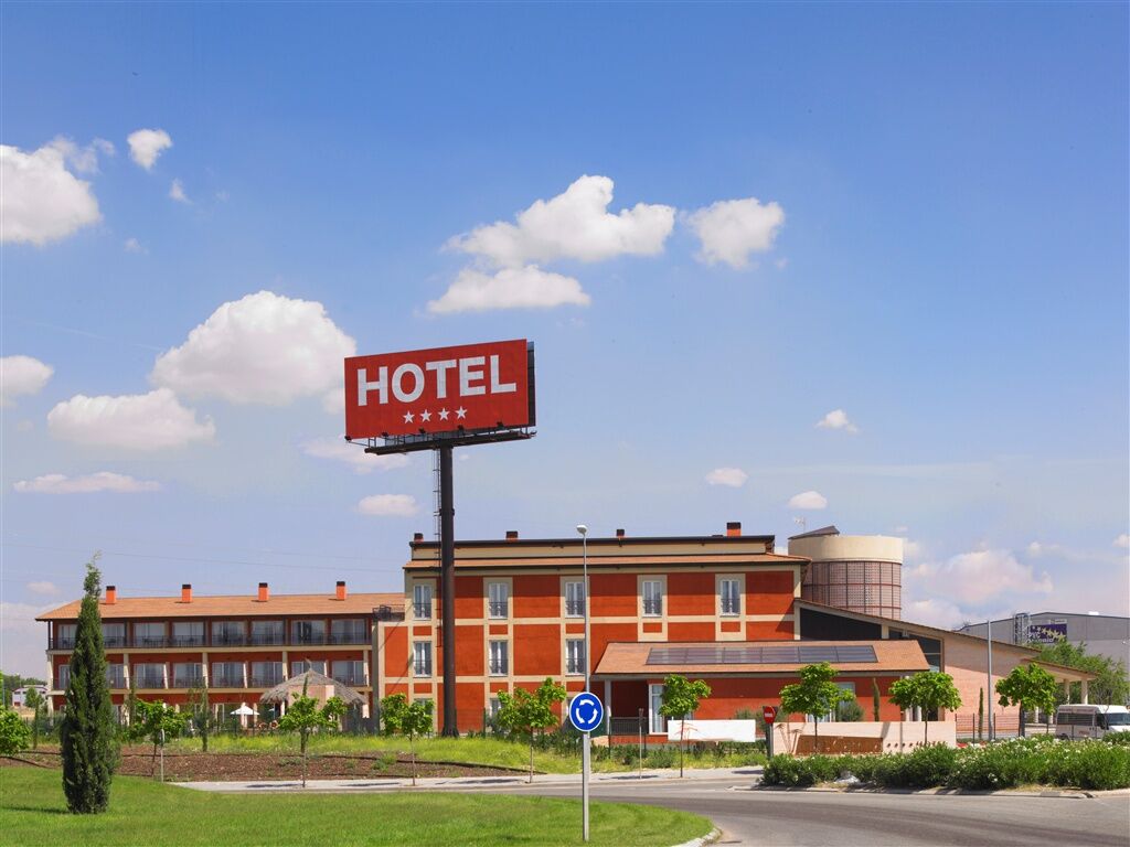 Hotel Isla De La Garena Alcalá de Henares Exteriér fotografie